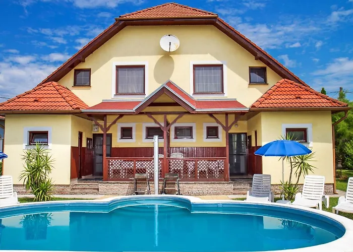 Holiday Home Yellow 1 By Interhome