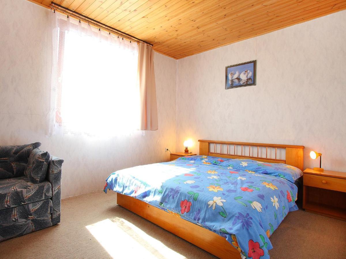 Yellow 1 By Interhome Nyaraló Balatonkeresztúr