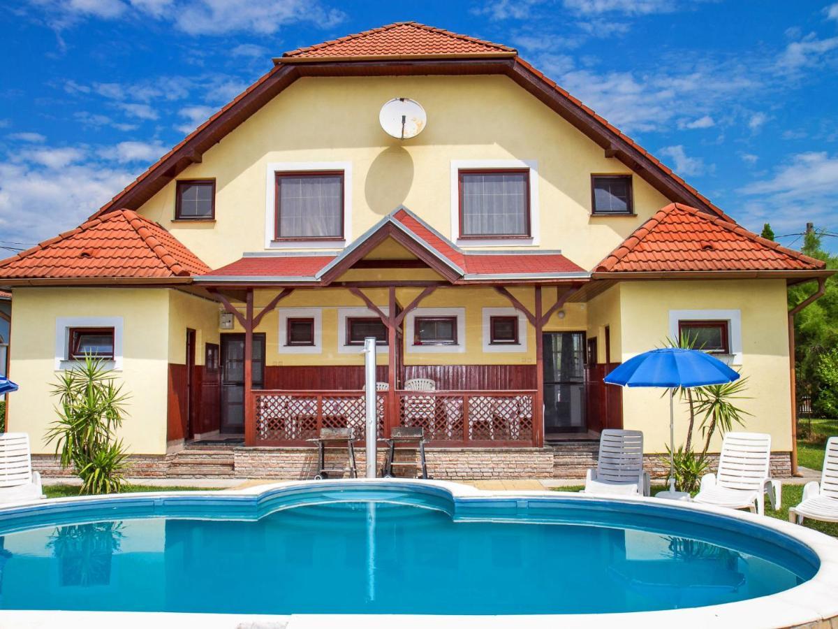 בית נופש Yellow 1 By Interhome